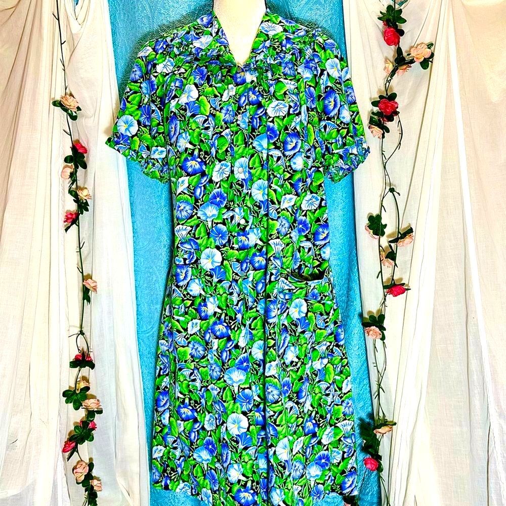 Vintage 70s Models Coat Floral Peter Pan Collar House Coat Grannycore Dress XL